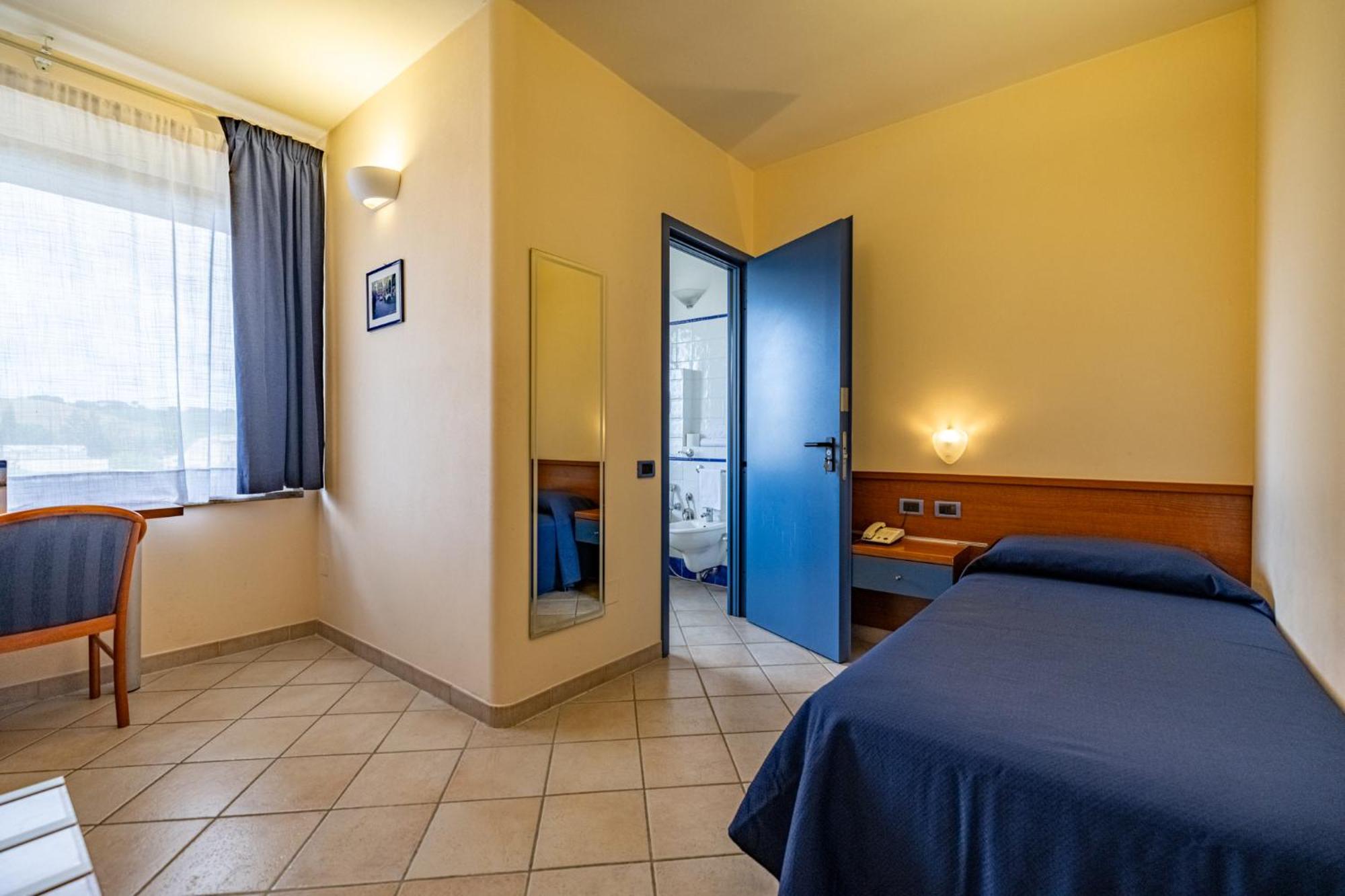 1000 Miglia Hotel Monteroni dʼArbia Exterior foto