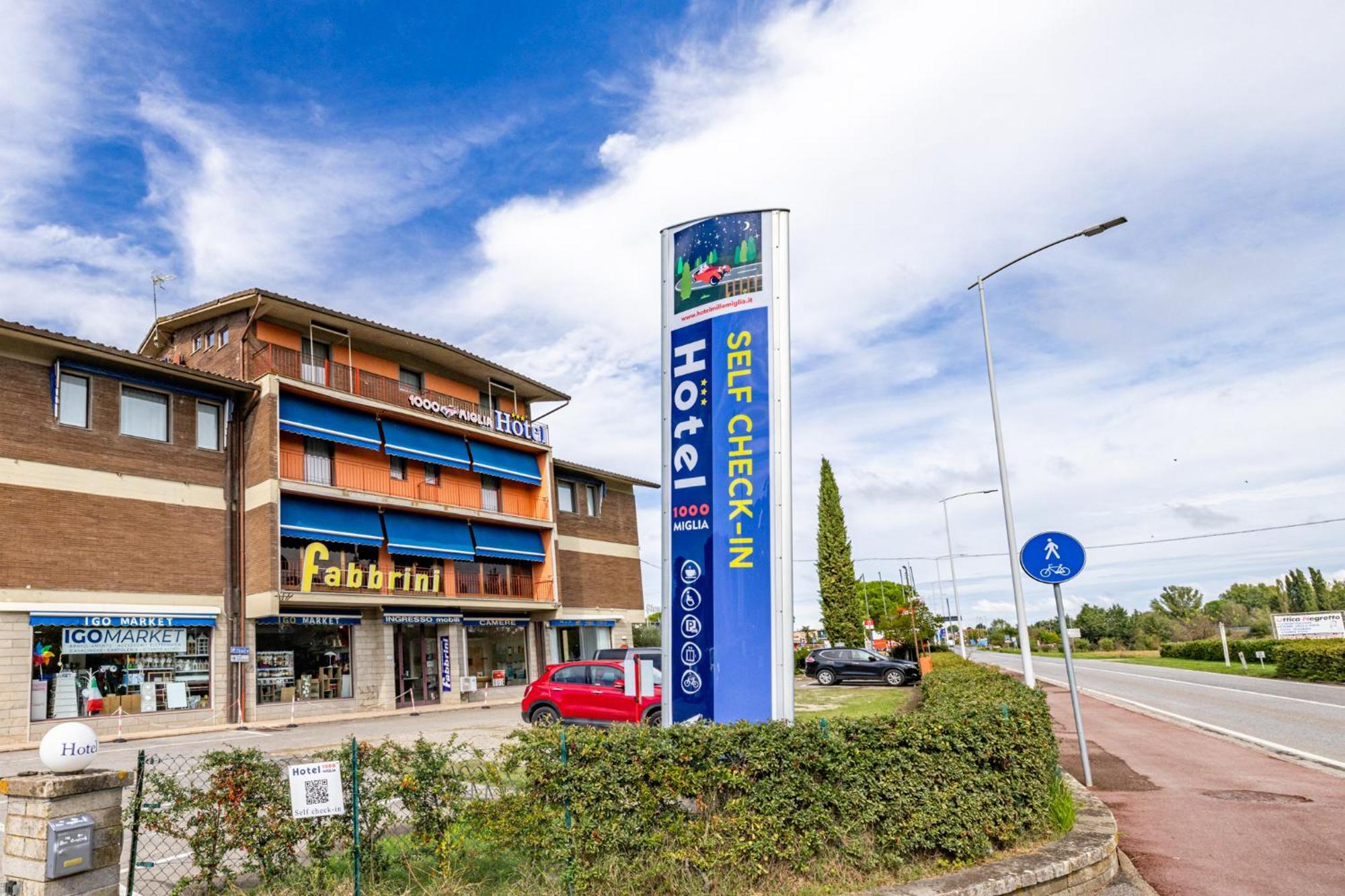 1000 Miglia Hotel Monteroni dʼArbia Exterior foto