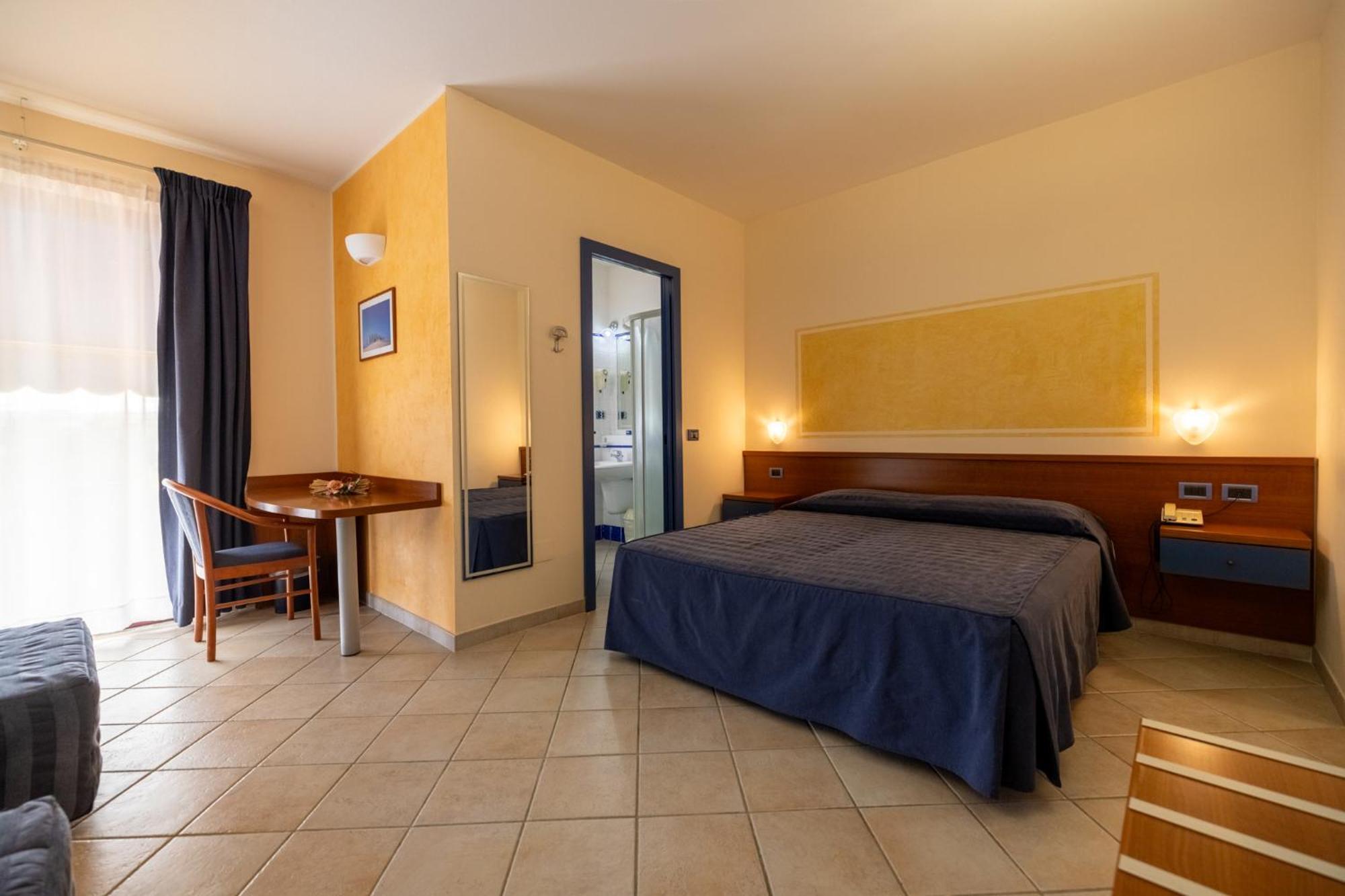 1000 Miglia Hotel Monteroni dʼArbia Exterior foto